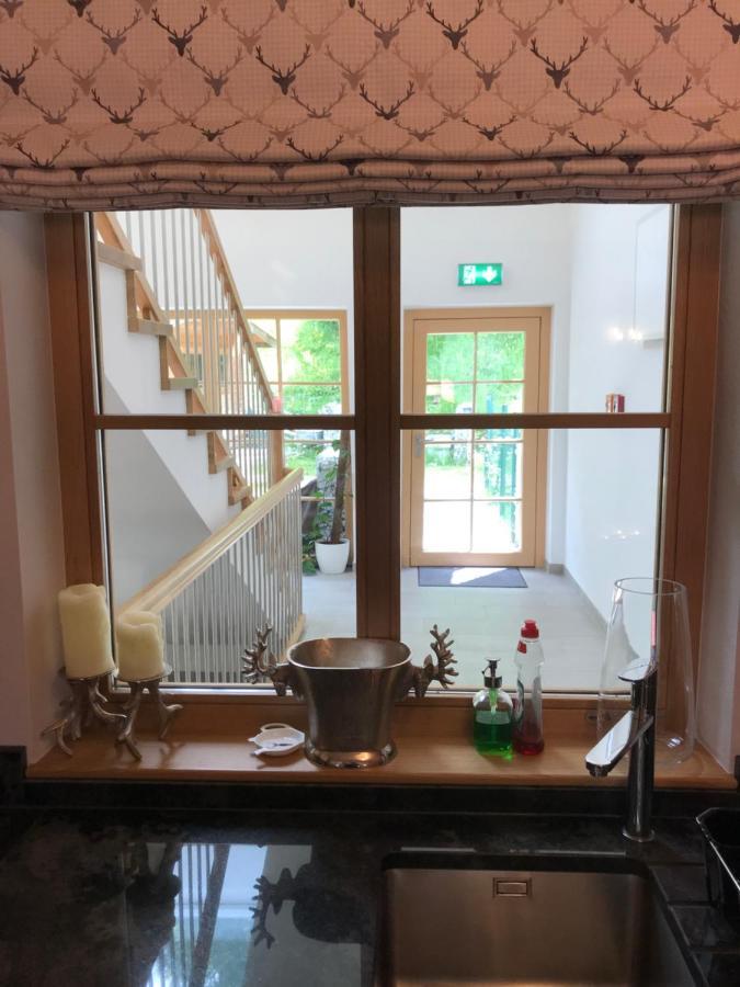 Apartamento Platzhirsch Haus im Ennstal Exterior foto