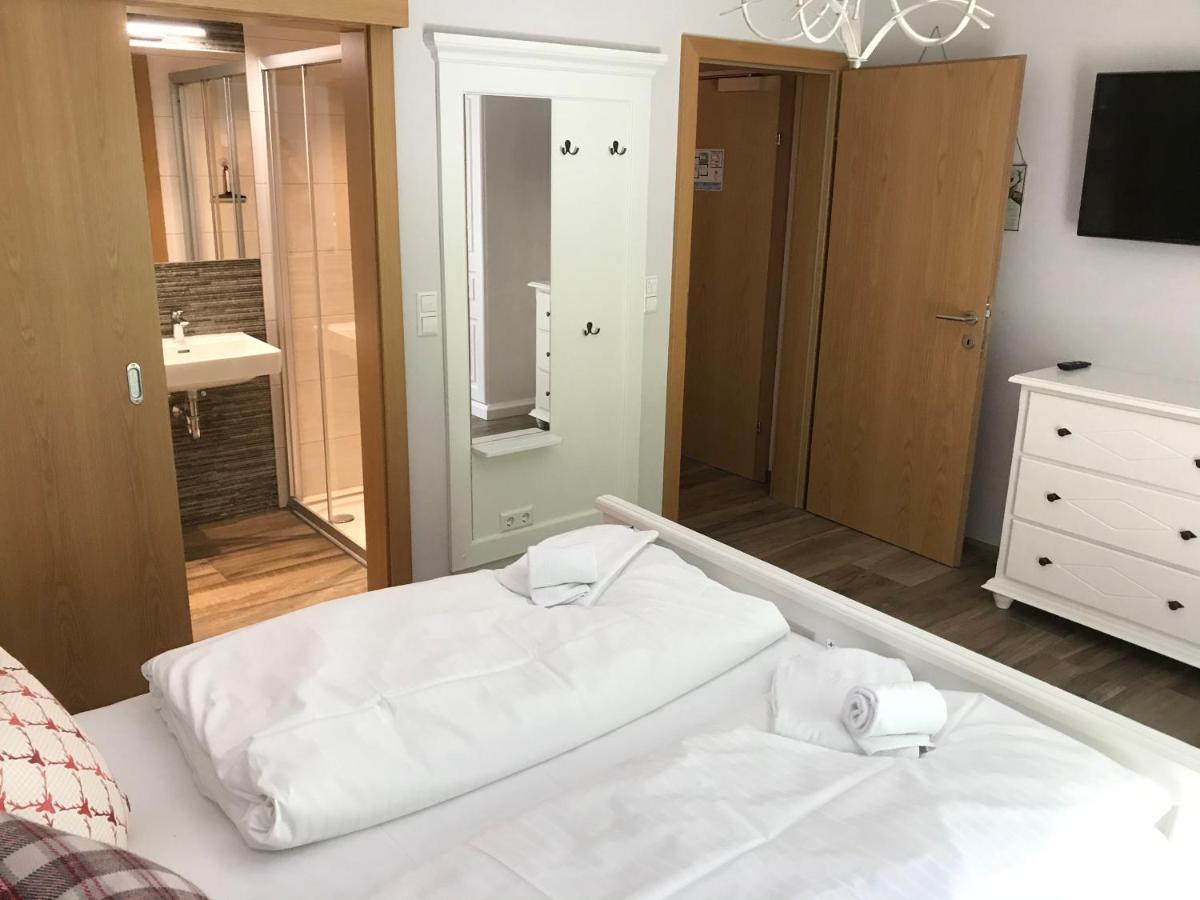 Apartamento Platzhirsch Haus im Ennstal Exterior foto