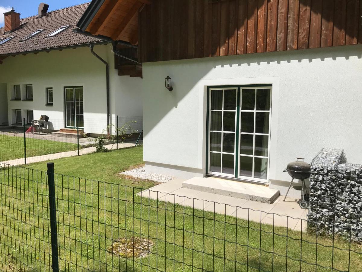 Apartamento Platzhirsch Haus im Ennstal Exterior foto