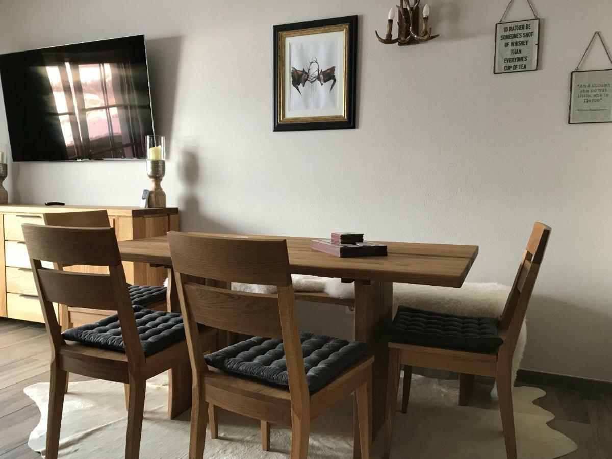 Apartamento Platzhirsch Haus im Ennstal Exterior foto